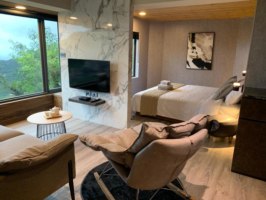 新北市推薦旅館｜下篇｜高隱私住宿 × 成人娛樂攻略