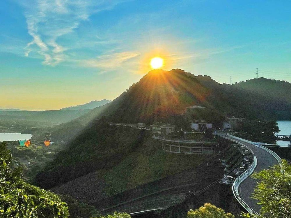 🏨 2025最新桃園市汽車旅館推薦TOP5｜高隱私豪華房型＋桃園外送茶定點茶享受全攻略