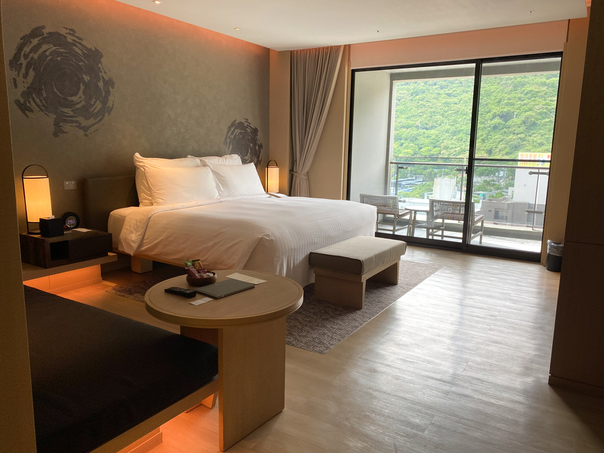 【宜蘭住宿必看】10 間高CP值在地飯店推薦｜夜生活 & 成人娛樂全攻略（附宜蘭外送茶／定點茶安全指南）