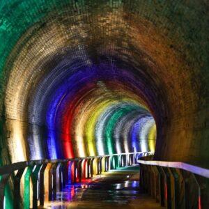 🏨 2025最新苗栗市汽車旅館推薦TOP5｜高隱私豪華房型＋苗栗外送茶定點茶享受全攻略