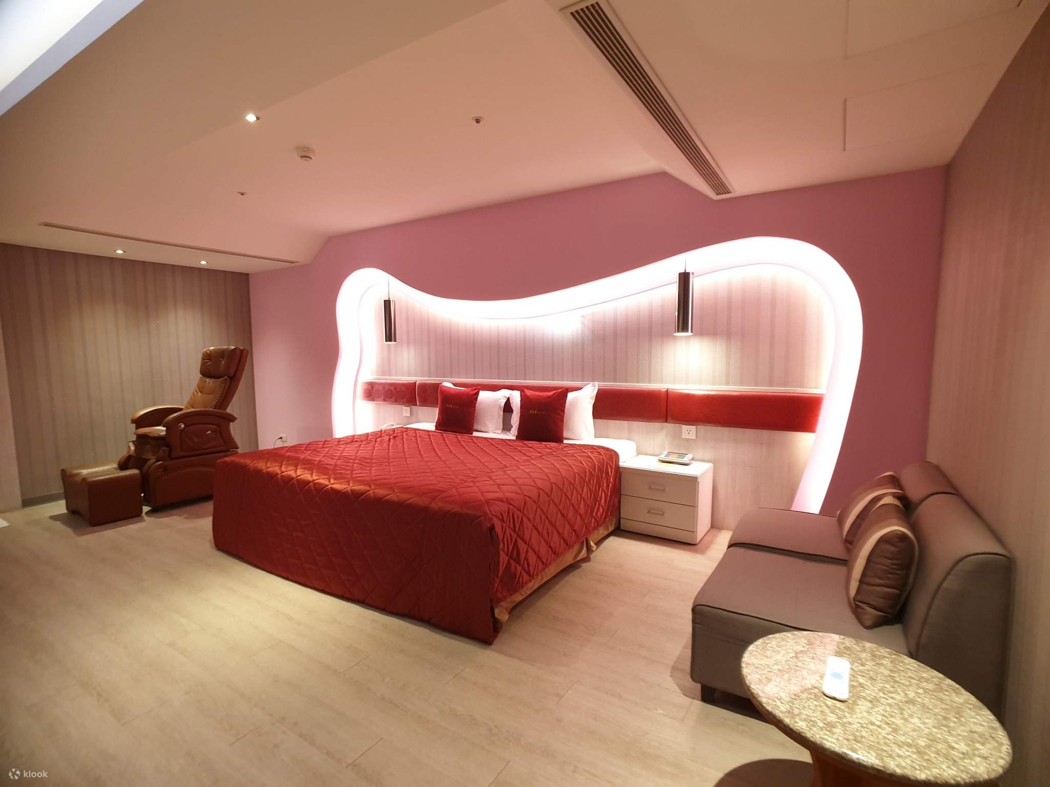 🏨 2025最新新北市汽車旅館推薦TOP5｜高隱私豪華房型＋新北外送茶定點茶享受全攻略