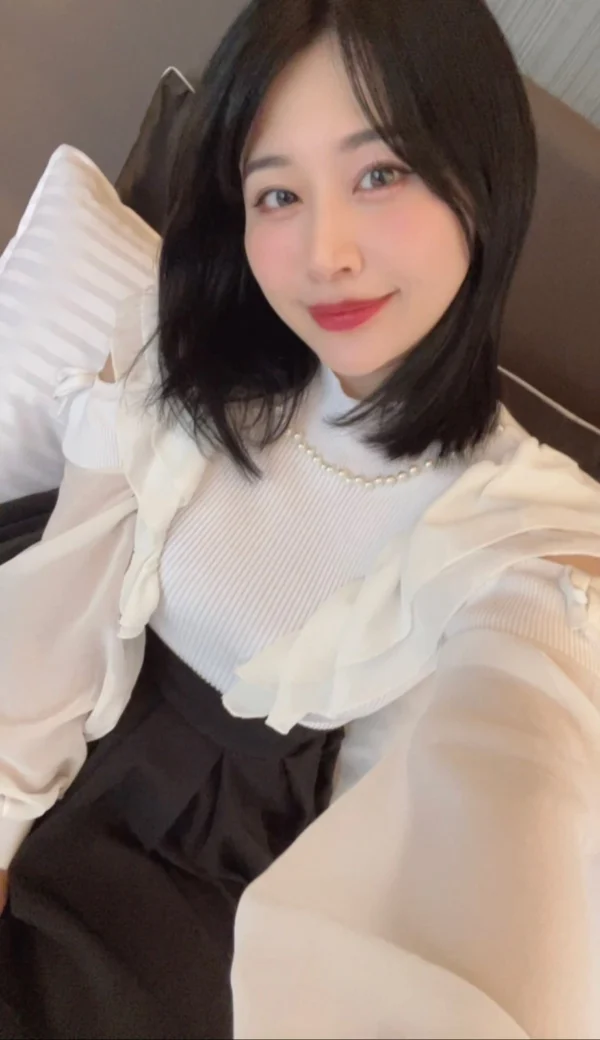 台中外送茶-星羅紗奈/152/39/23/F