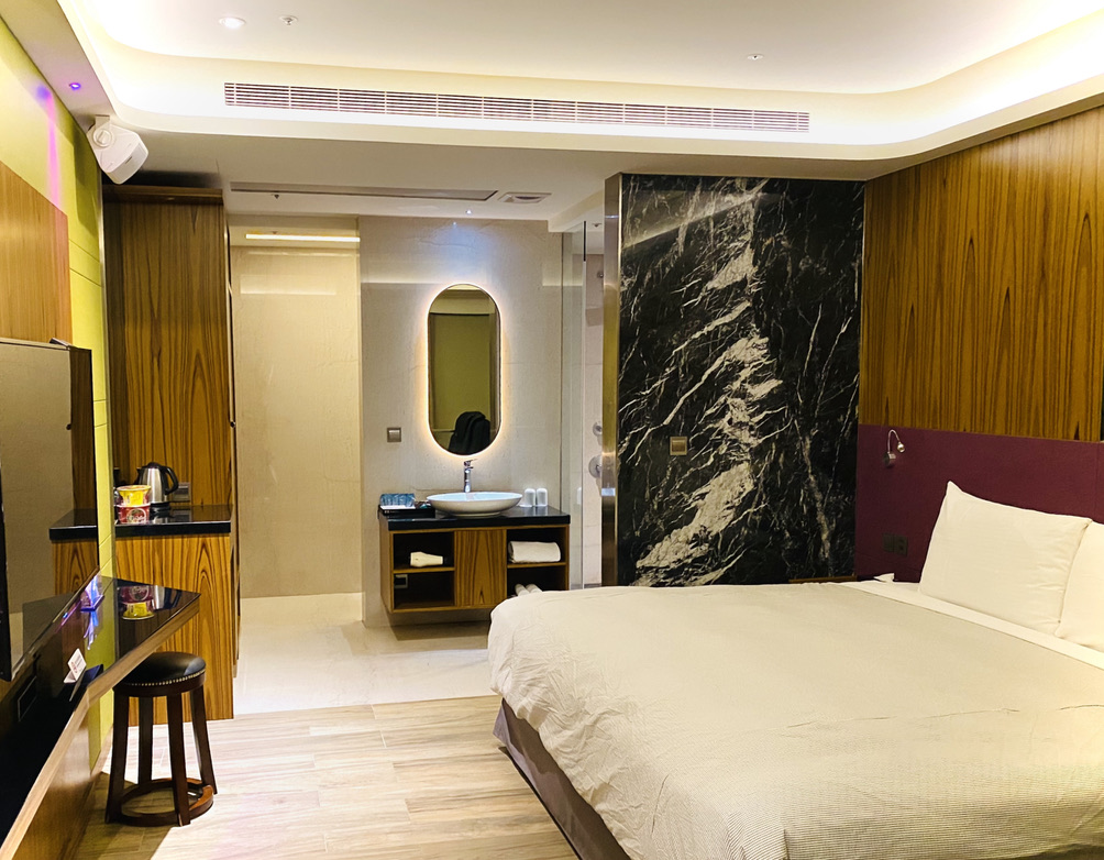 🏨 2025最新屏東汽車旅館推薦TOP5｜高隱私豪華房型＋屏東外送茶定點茶享受全攻略