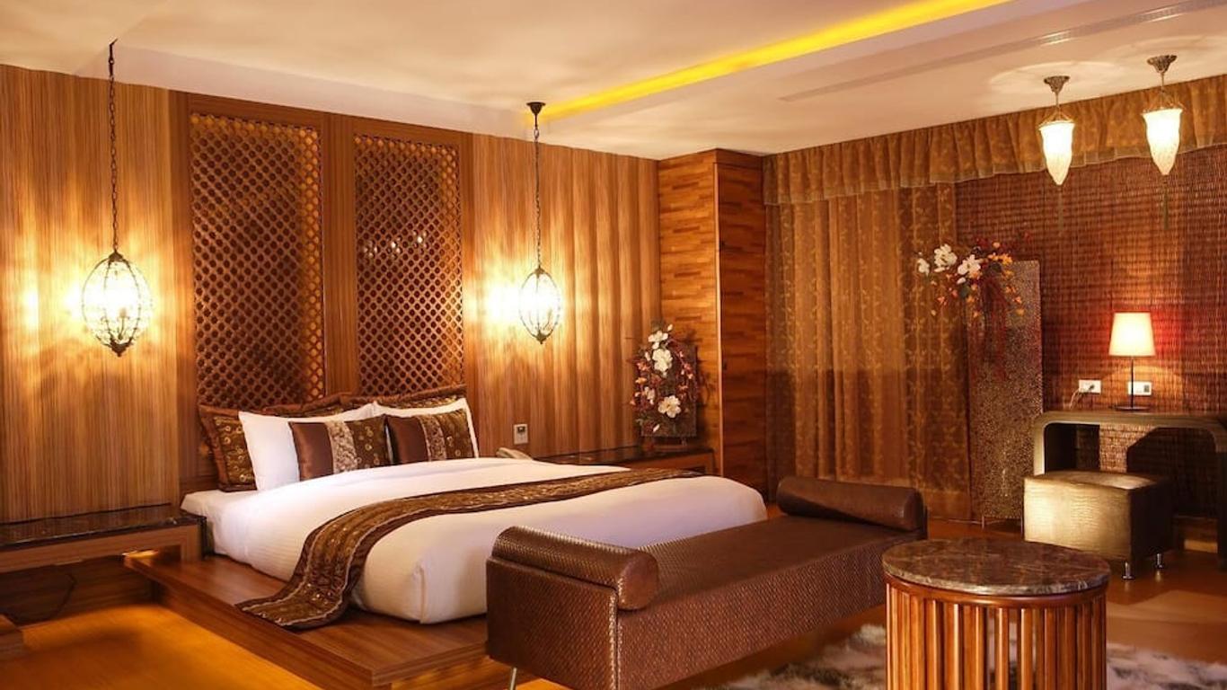 🏨 2025最新高雄汽車旅館推薦TOP5｜高隱私豪華房型＋高雄外送茶定點茶享受全攻略