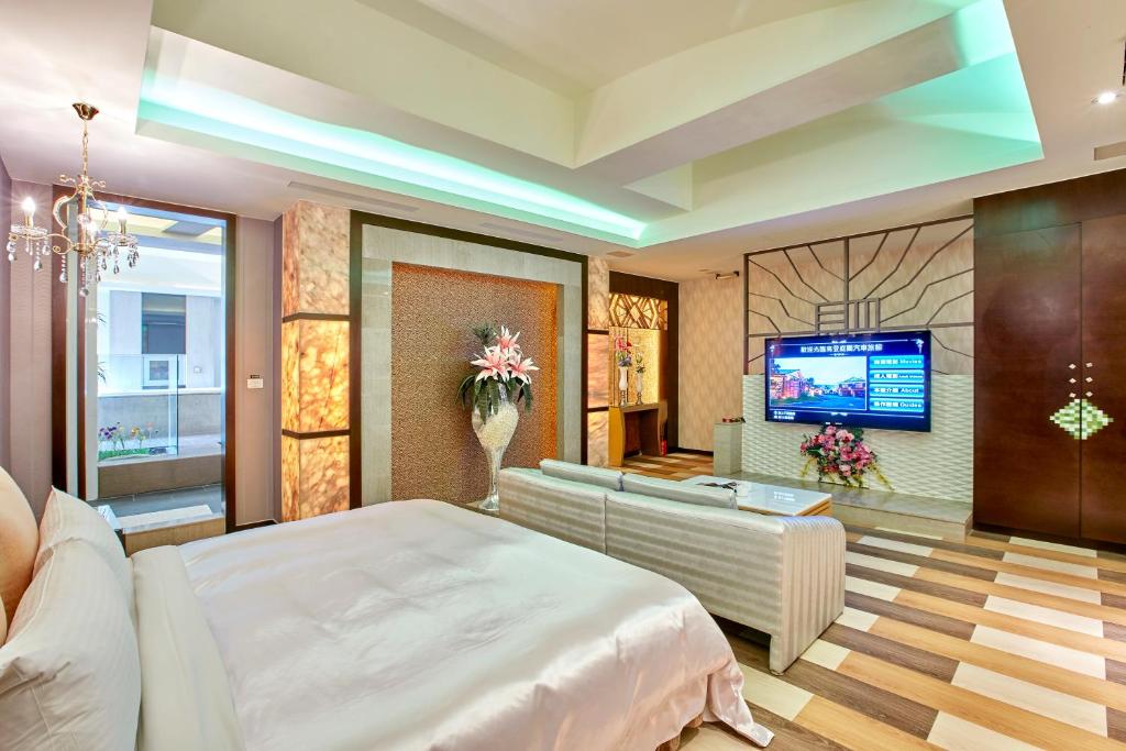 🏨 2025最新彰化市汽車旅館推薦TOP5｜高隱私豪華房型＋彰化外送茶定點茶享受全攻略